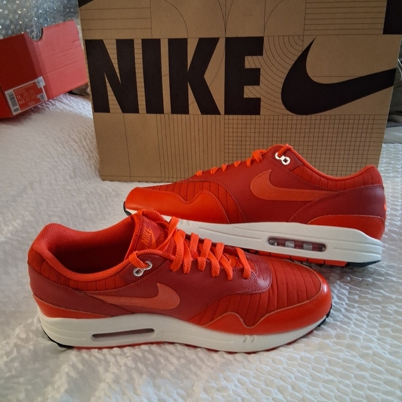 Nike Air Max 1 Men's12.5 Shoes HQ3607 687 Gym Red/University Red/Light Crimson